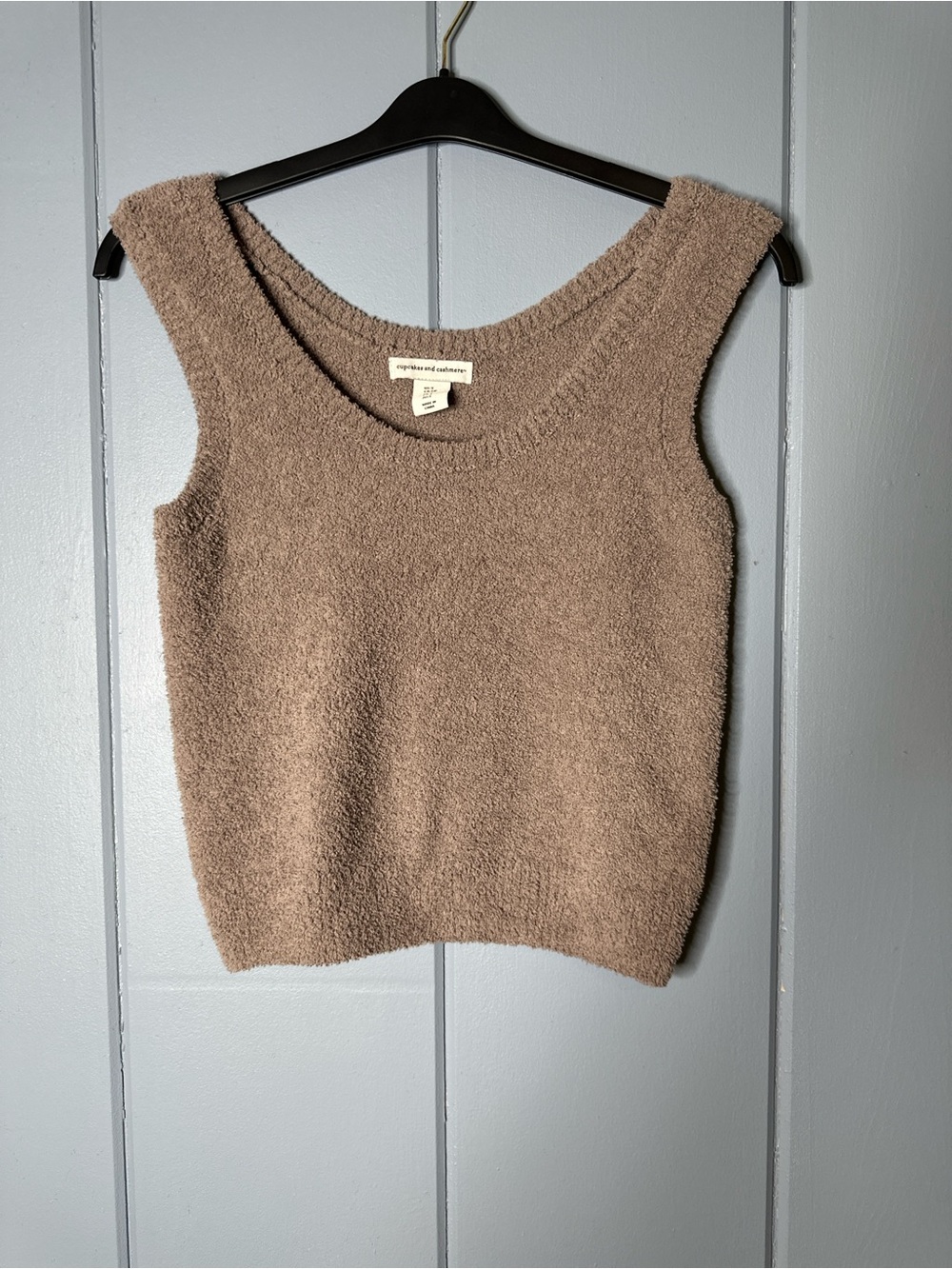 sleeveless fuzzy knit tank top - taupe - eq